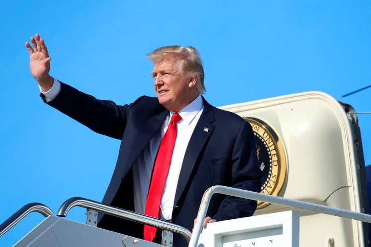 Donald Trump: o governante também enfatizará durante sua viagem a importância de "laços econômicos justos e recíprocos com os parceiros comerciais" (Kevin Lamarque/Reuters)