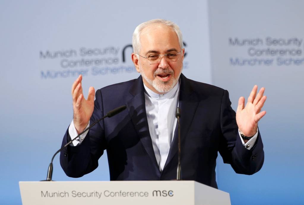 "SEJA PRUDENTE!", tuíta chanceler iraniano em resposta a Trump