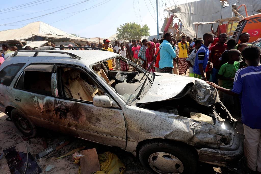 Sobe para 39 número de mortos em atentado na Somália