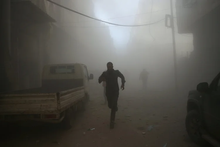 Damasco: um oficial de polícia destacou que o edifício estava "abarrotado de civis inocentes" (Bassam Khabieh/Reuters)