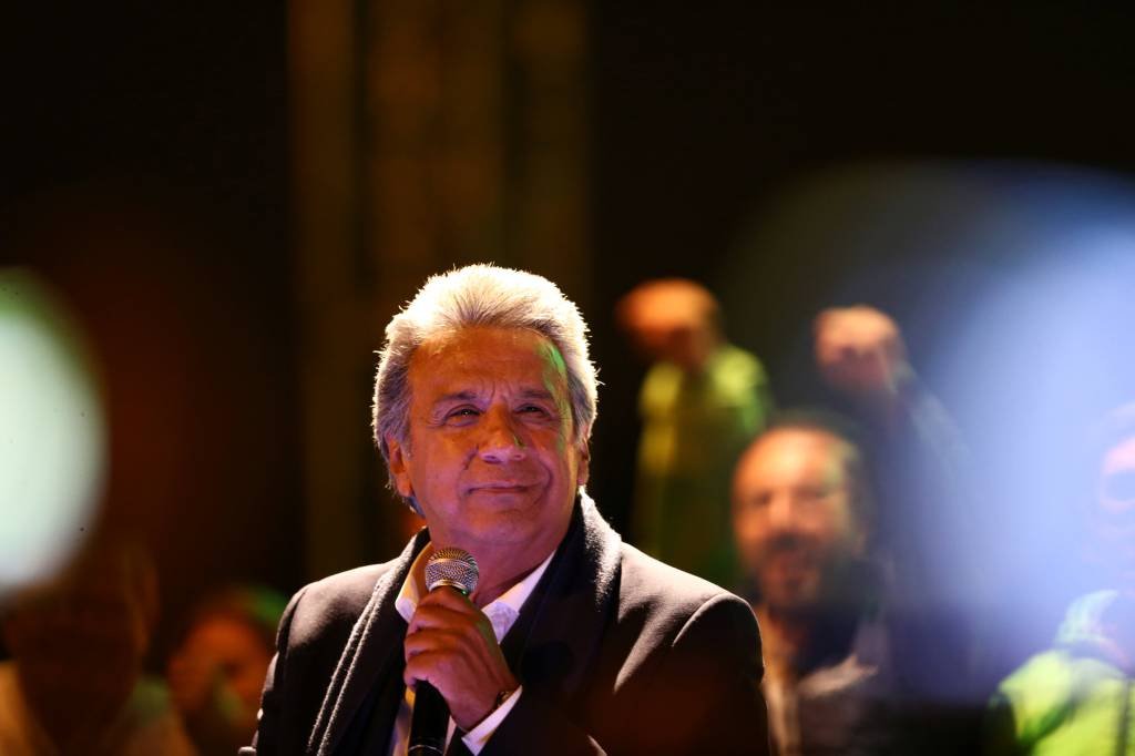 Moreno herdará Equador com turbulências políticas e econômicas
