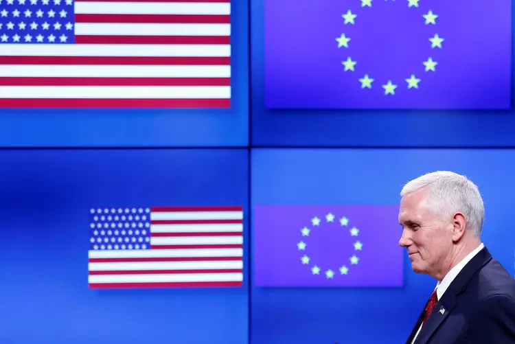 Mike Pence: foi discutida a importância de uma associação transatlântica forte e "essencial para ambos" (Francois Lenoir/Reuters)