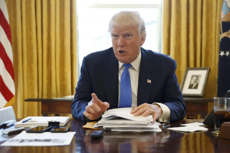 Donald Trump: bloqueios representam uma segunda derrota na justiça para o governo de Trump (Jonathan Ernst/Reuters)