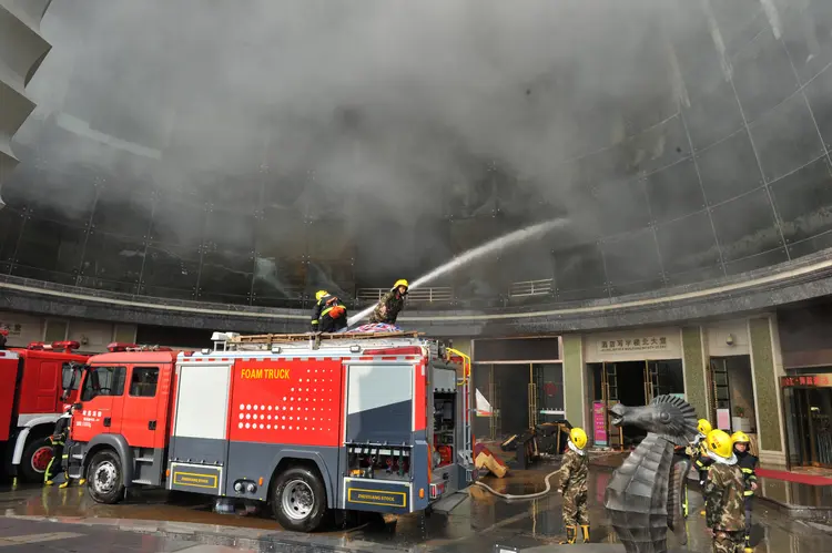 Incêndio em Nanchang: fogo foi controlado depois de duas horas (Reuters)