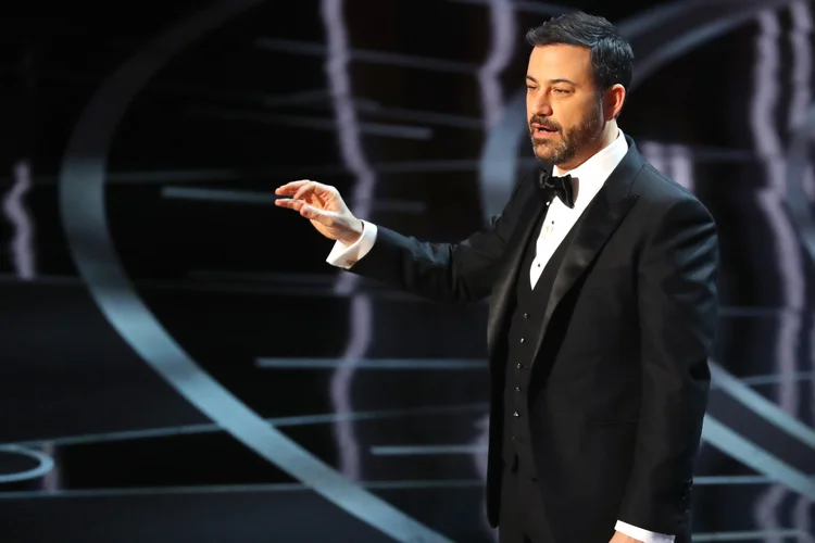 Jimmy Kimmel: "Se você acha que ferramos com o final deste ano, espere para ver o que planejamos para o show do 90º aniversário!", disse Kimmel (Lucy Nicholson/Reuters)