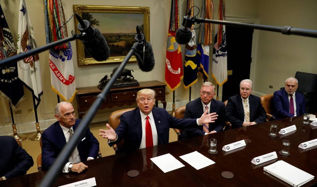 Trump propõe aumento de US$ 54 bi em gastos militares em 2018