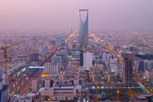 Como a Arábia Saudita se tornou um novo centro para o luxo e o investimento global