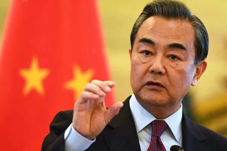 Wang Yi: administração chinesa diz não ter informação sobre as operações de navios registrados em outros países (Getty Images/Reprodução)