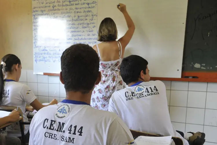Ensino integral: liberação de recursos vai ampliar de 516 para 967 o número de escolas financiadas (foto/Agência Brasil)