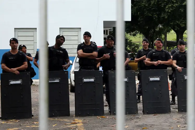 Força Nacional no ES: nem liminar nem chamamentos fizeram policiais desistir da greve (./Reuters)