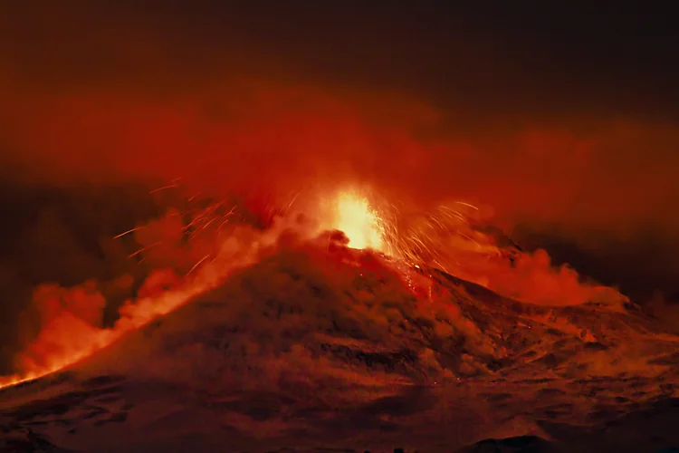 Vulcão Etna: os tremores vulcânicos alcançaram seus níveis mais elevados durante a última noite (Thinkstock)