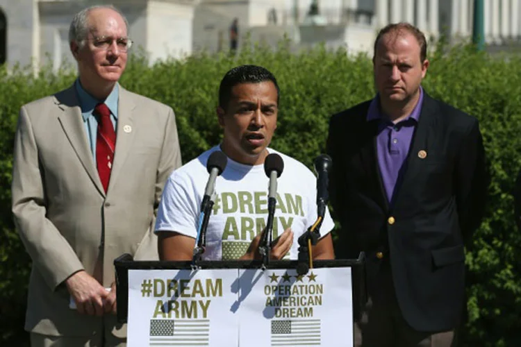 César Vargas: "eu sei que algum dia prestarei juramento como cidadão americano. Mas não preciso de um papel que me diga que sou americano", diz o advogado (Mark Wilson/AFP)