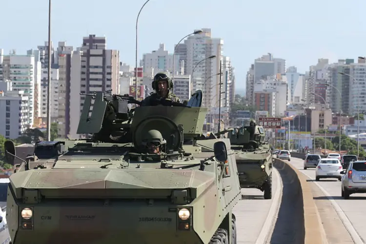 Forças Armadas: governo federal viu prazo longo como uma "autorização" para a PM entrar em greve (Reuters)