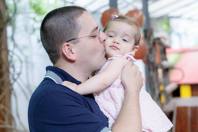 Como a ideia deste pai para sua filha já ajudou diversas crianças