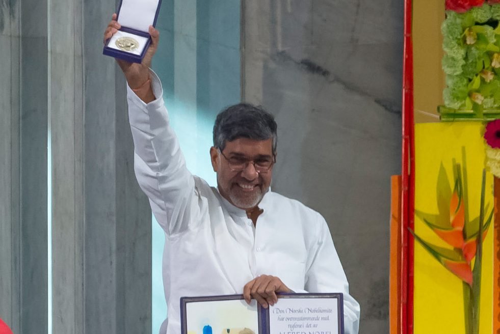 Ativista Nobel da Paz tem prêmio roubado na Índia