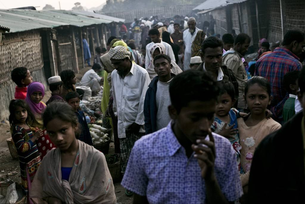 Violência contra rohingyas em Mianmar matou centenas, diz ONU