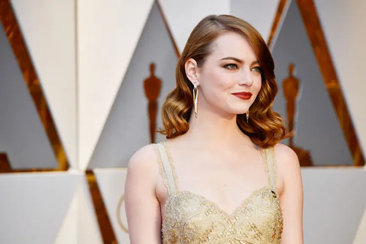 Homem havia publicado uma foto da atriz Emma Stone no Twitter antes de cometer o erro (Frazer Harrison/Getty Images)