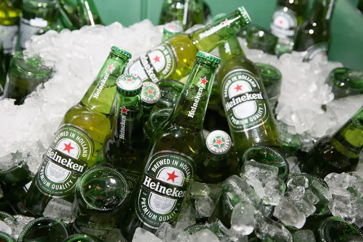 Heineken: companhia reportou lucro líquido de 293 milhões de euros no primeiro trimestre (Foto/Getty Images)