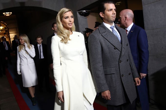 Assessora de Trump pede que público compre roupas de Ivanka Trump