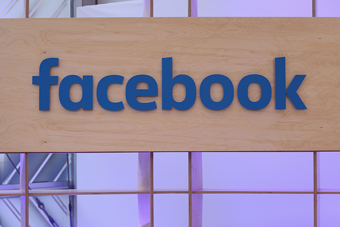 O que diz o Facebook sobre censura na sua rede social