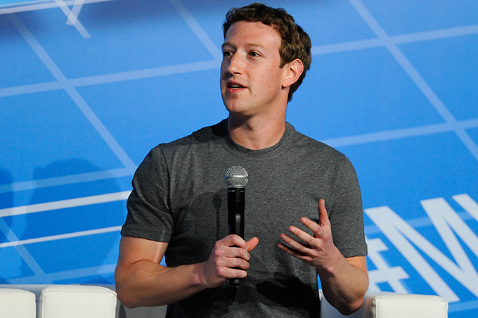 Zuckerberg diz que consertar Facebook vai demorar anos