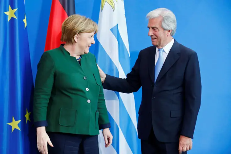 Acordo: "vamos trabalhar juntos para encontrar soluções justas para ambas partes", disse Merkel (Reuters)