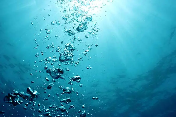 Oceano: oceanos mais quentes restringem fluxos de energia vitais entre as diferentes espécies do ecossistema marinho (PlanctonVideo/Thinkstock)