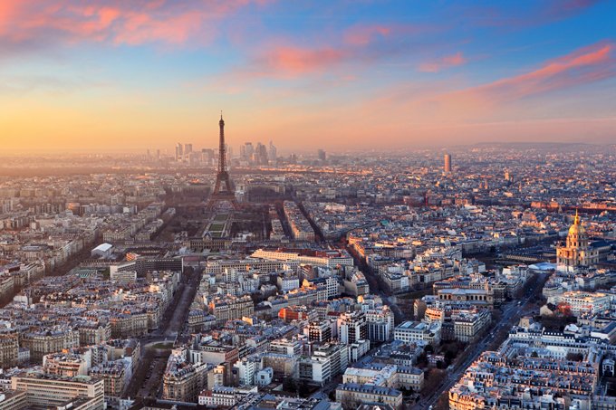 Tribunal é esvaziado em Paris após ameaça de bomba por telefone
