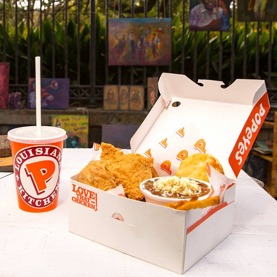 Popeyes: oferta deixa lanches com 50% de desconto na Black Friday