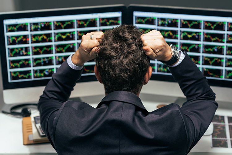 Com R$ 100 por mês consigo investir em ações?
