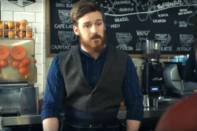 Campanha do McCafé: piada com cafeterias hipsters e alternativas (McDonald's/Reprodução)