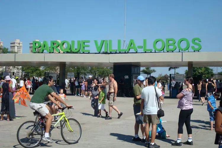 Villa-Lobos: de acordo com a tabela de preços, estacionamento de carro custa R$ 5 por até duas horas e R$ 10 por até 12 horas (Parque Villa-Lobos/Divulgação)