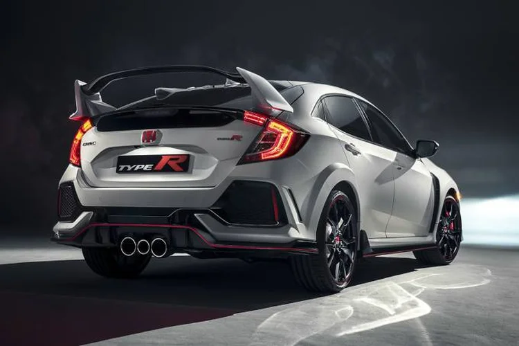Honda Civic Type R: asa traseira enorme é uma marca registrada do Type R (Divulgação)