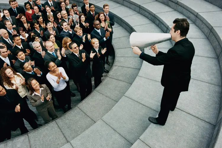 Uma boa oratória pode abrir portas profissionais e influenciar mais pessoas (Foto/Thinkstock)