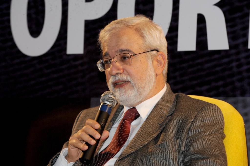 Mercado subestima riscos políticos, diz Gustavo Loyola