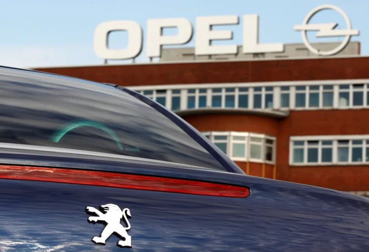 Peugeot: o câmbio desfavorável foi responsável por uma queda de 1% nas vendas da empresa (Ina Fassbender/Reuters)