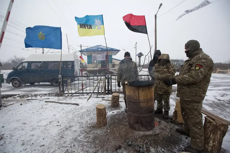Ucrânia: o Tesouro manteve a proibição de que essas empresas negociem novas emissões de ações (Konstantin Chernichkin/Reuters)