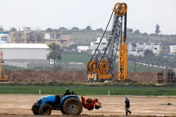 Fronteira de Israel com Gaza: autoridades israelenses querem terminar o muro até dois anos (Amir Cohen/Reuters)