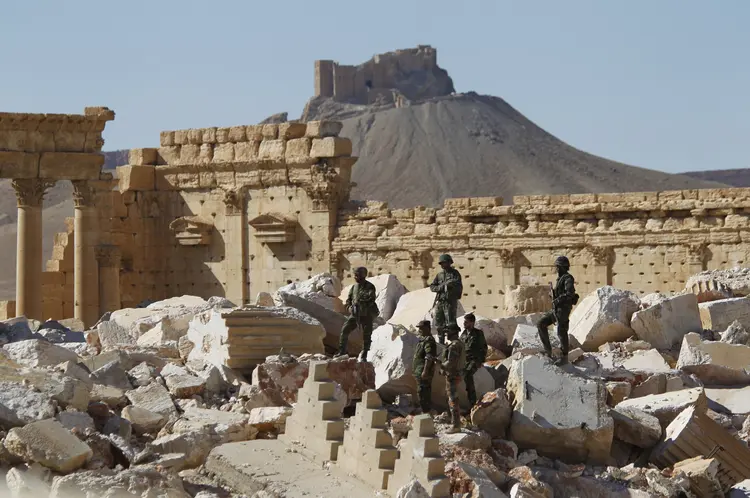 Palmira: Estado Islâmico tomou a cidade duas vezes durante a guerra civil na Síria, destruindo artefatos históricos insubstituíveis (Omar Sanadiki/Reuters)