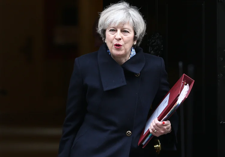 Theresa May: a Câmara dos Lordes aprovou por 358 a 256 a emenda ao "projeto União Europeia" (Neil Hall/Reuters)