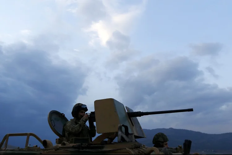 Tanque: os três líderes militares devem se encontrar novamente na quarta-feira (Murad Sezer/Reuters)