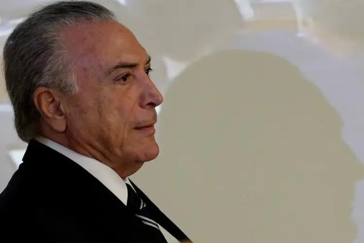 Michel Temer chega para reunião com a Comissão de Reforma da Previdência no Palácio do Planalto em Brasília em 21/02/2017 (Ueslei Marcelino/Reuters)