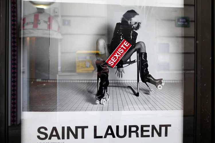 Yves Saint Laurent: "Como alguém pode hoje em dia pensar que vai conseguir vender com isso? Me pergunto se não tiveram a intenção, com a ideia de criar um escândalo para que se fale (da marca)" (Charles Platiau/Reuters)
