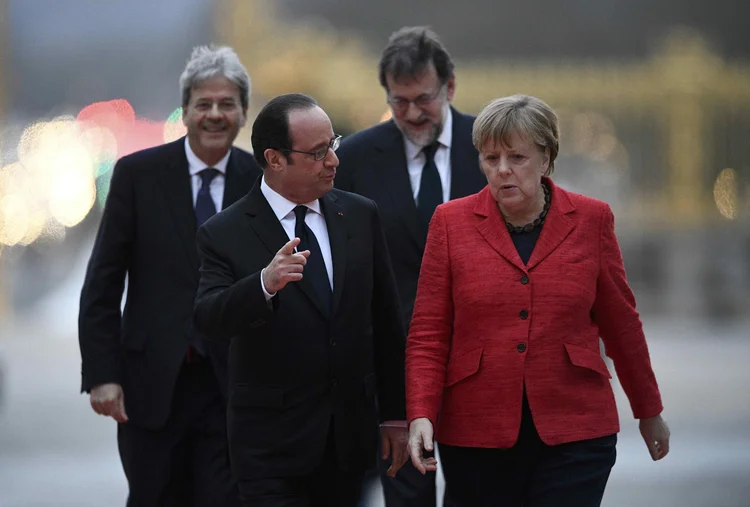 Reunião entre líderes da UE: Merkel acrescentou que o bloco comunitário precisa de um impulso, otimismo e capacidade de atuar (Martin Bureau/Reuters)
