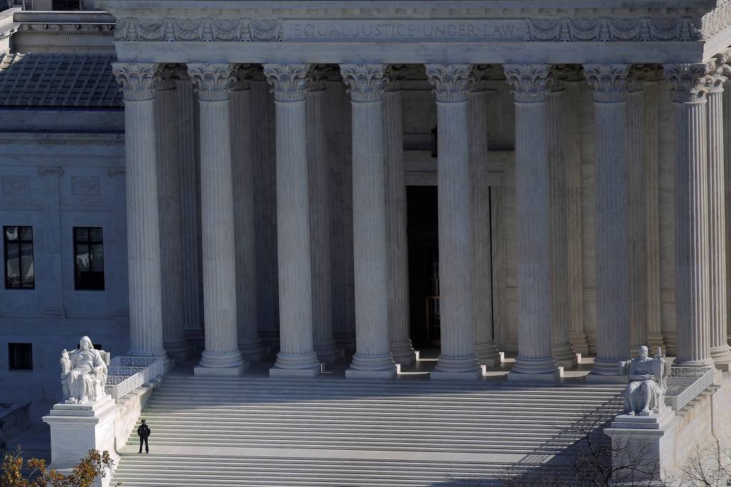 Veredicto pode ser anulado por racismo, diz Suprema Corte dos EUA