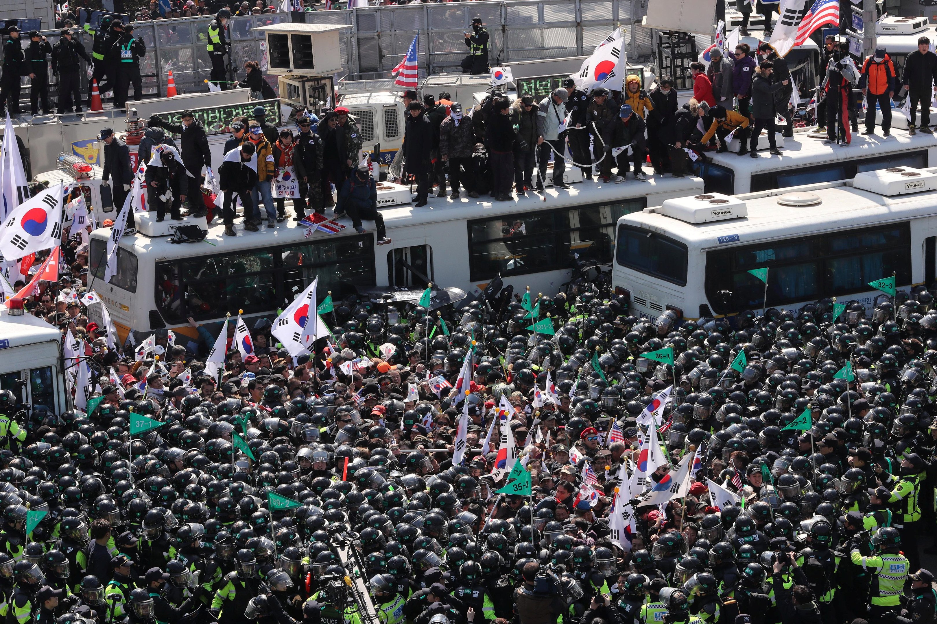 Protestos após cassação da presidente sul-coreana deixam 2 mortos