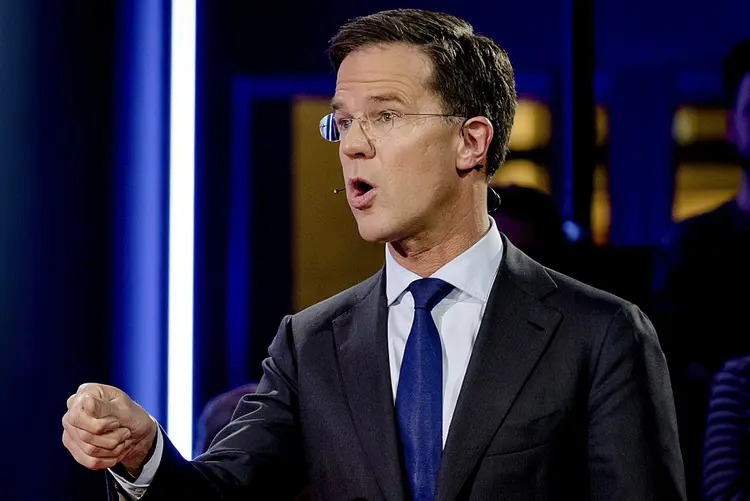 Mark Rutte: o primeiro-ministro pediu que todos os holandeses votem porque esse direito "é uma conquista" (Robin Van Lonkhuijsen/Pool/Reuters)