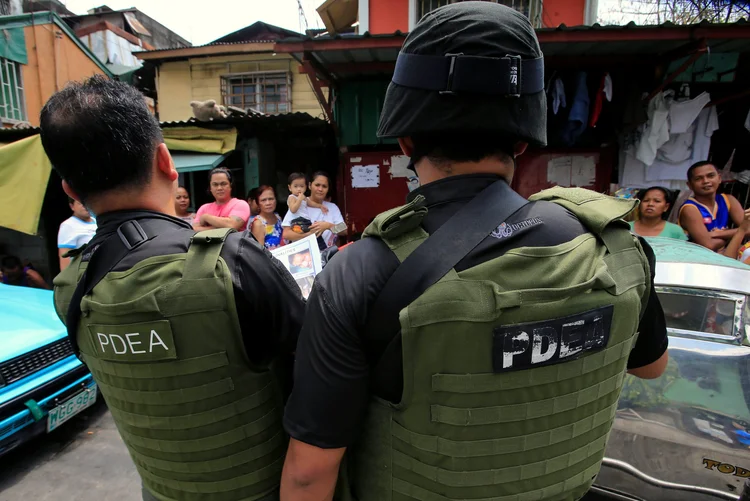 A razão pela qual fiz esse trabalho é mostrar o outro lado da moeda, afirmou o diretor partidário de Duterte (Romeo Ranoco/Reuters)