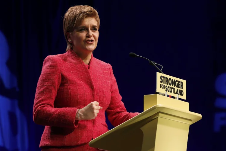 Nicola Sturgeon: os trabalhistas escoceses destacam que é preciso "consentimento político" para consultar a população (Russell Cheyne/Reuters)