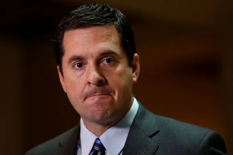 Devin Nunes: o fato de Nunes ter supostamente se reunido com uma fonte na Casa Branca e depois ido até lá comunicar os resultados de sua pesquisa abriu dúvidas sobre sua independência do governo (Jonathan Ernst/Reuters)